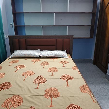 Ujjayanta Homestay Agartala Ngoại thất bức ảnh