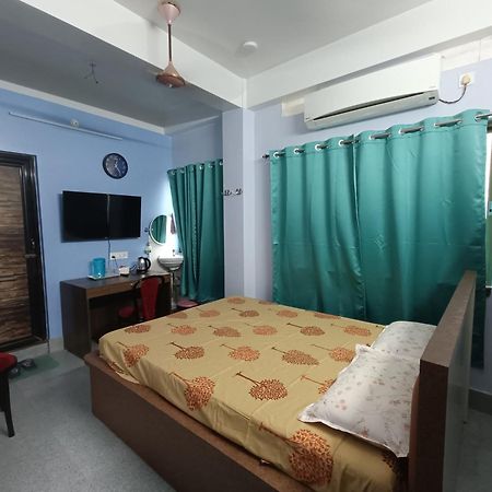 Ujjayanta Homestay Agartala Ngoại thất bức ảnh