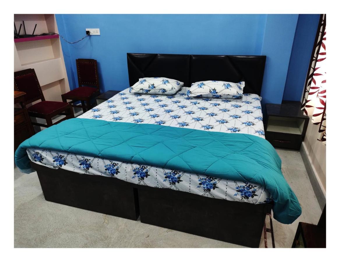 Ujjayanta Homestay Agartala Ngoại thất bức ảnh